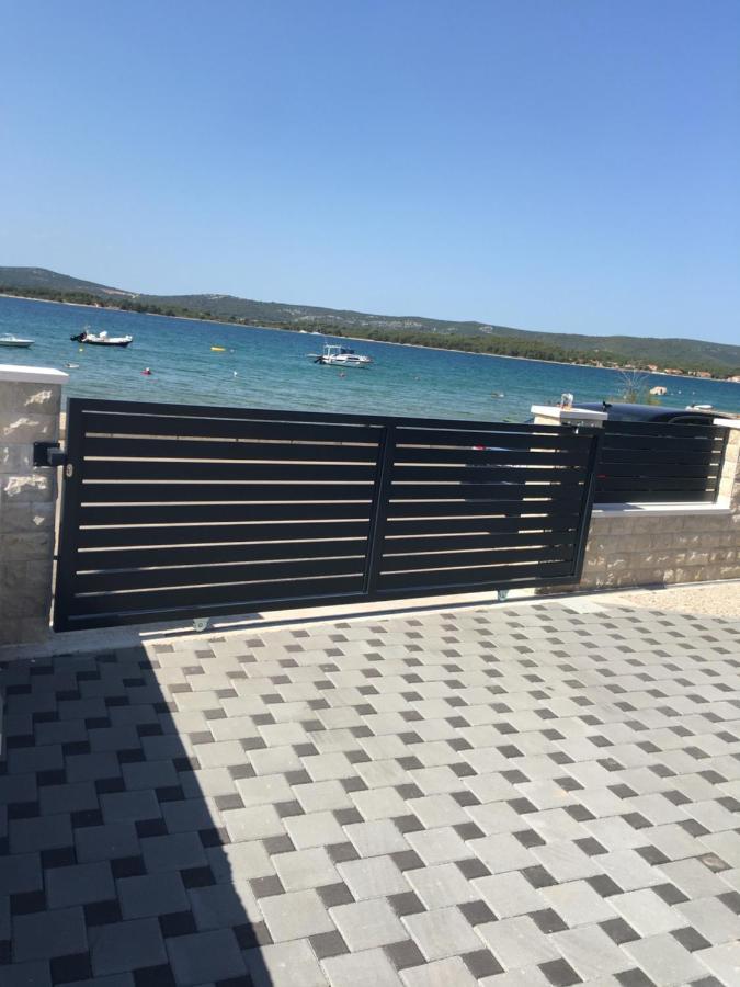Apartmani Zlata Sveti Filip i Jakov Extérieur photo