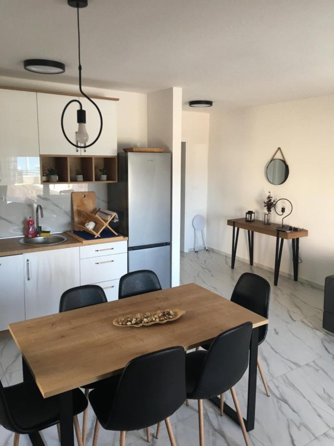 Apartmani Zlata Sveti Filip i Jakov Extérieur photo