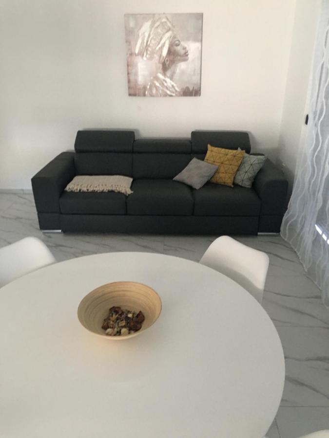 Apartmani Zlata Sveti Filip i Jakov Extérieur photo