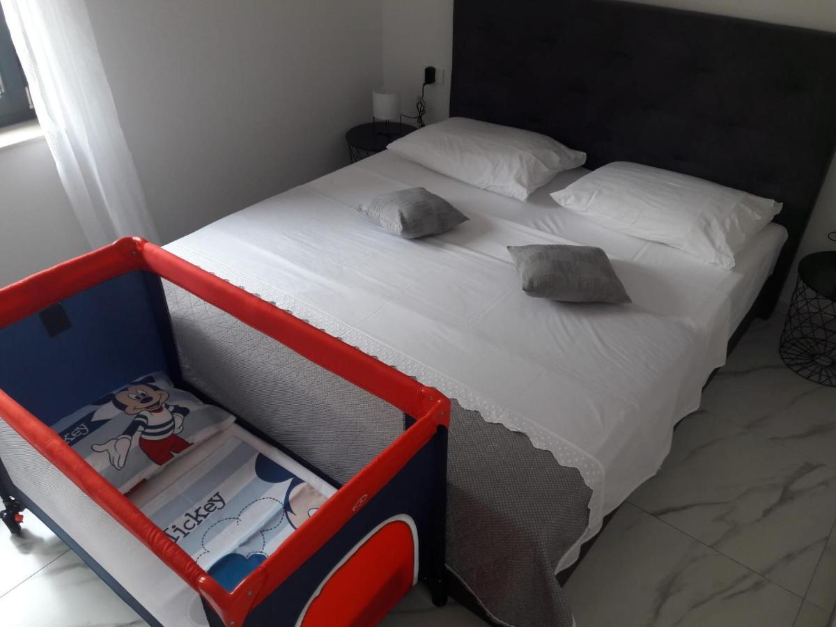 Apartmani Zlata Sveti Filip i Jakov Extérieur photo
