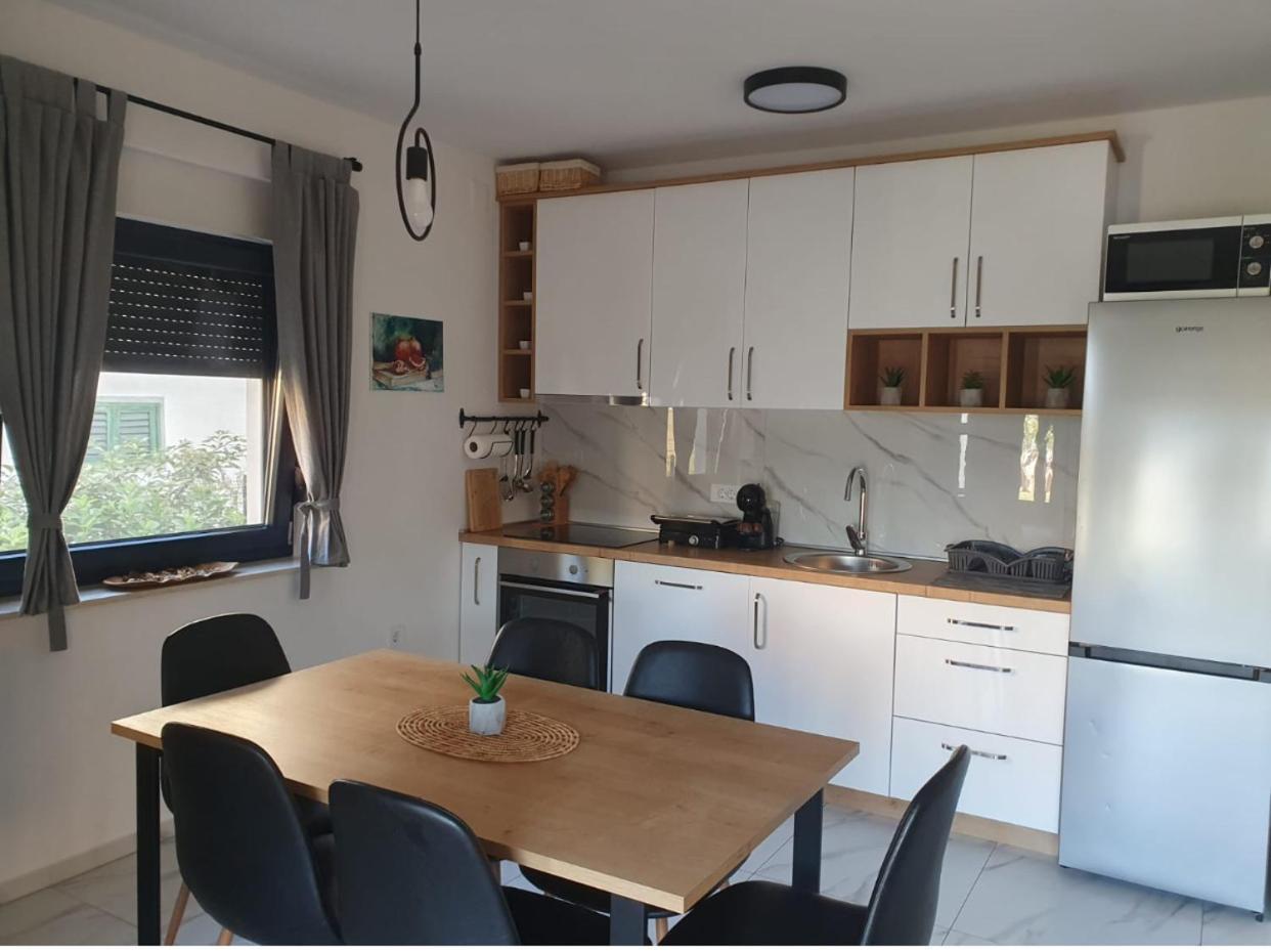 Apartmani Zlata Sveti Filip i Jakov Extérieur photo
