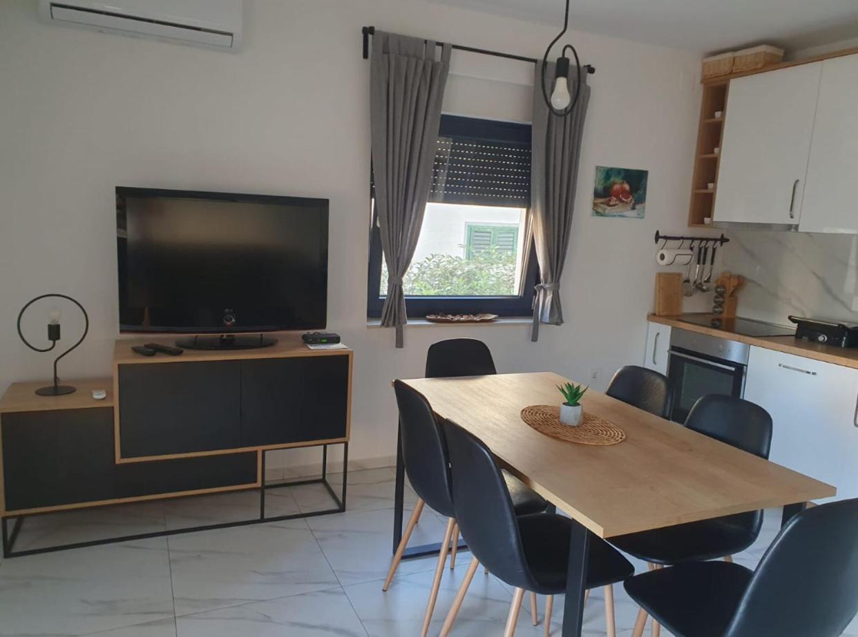 Apartmani Zlata Sveti Filip i Jakov Extérieur photo
